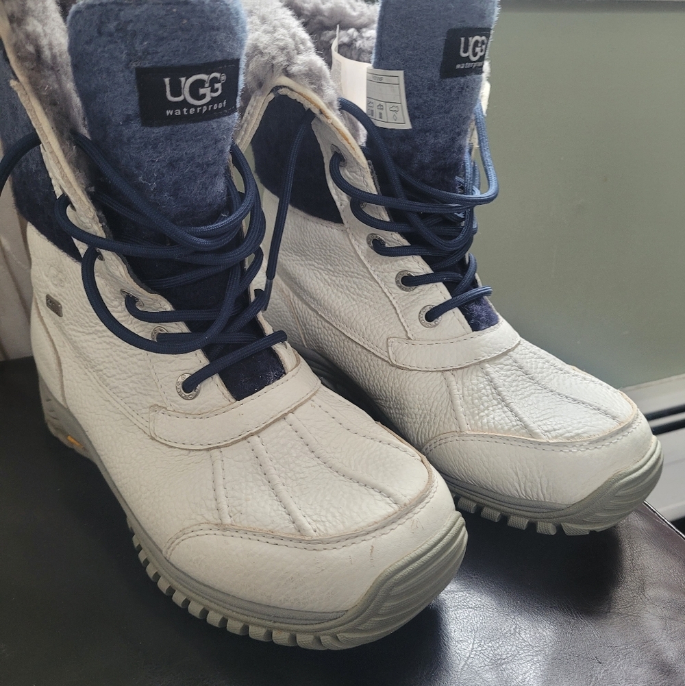 UGG Women's White and Navy Waterproof Winter Boots